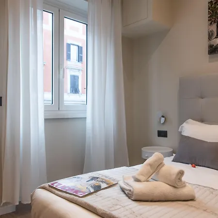 Xxiv Domus Luxury 4* Róma