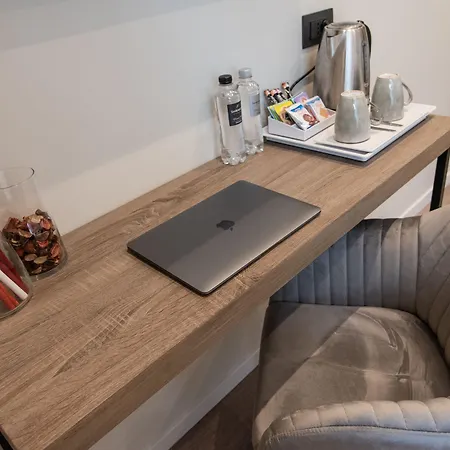 Xxiv Domus Luxury 4* Roma