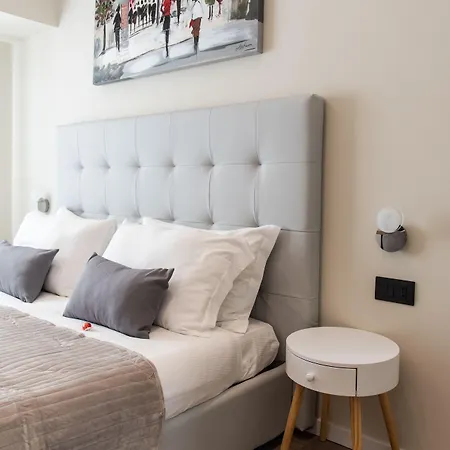 Affittacamere Xxiv Domus Luxury