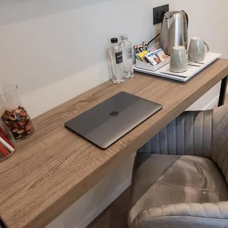 Xxiv Domus Luxury 4*