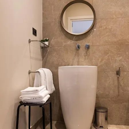 Xxiv Domus Luxury Affittacamere